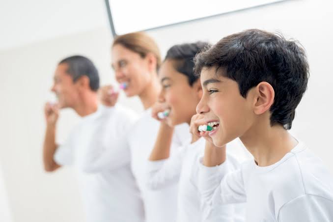 7 Ways To Make Family Dental Mornings Less Chaotic